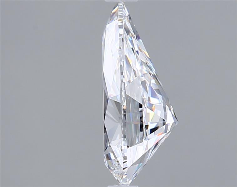 2.07 Carat Pear Lab Diamond :: Greenstar spin frame 02