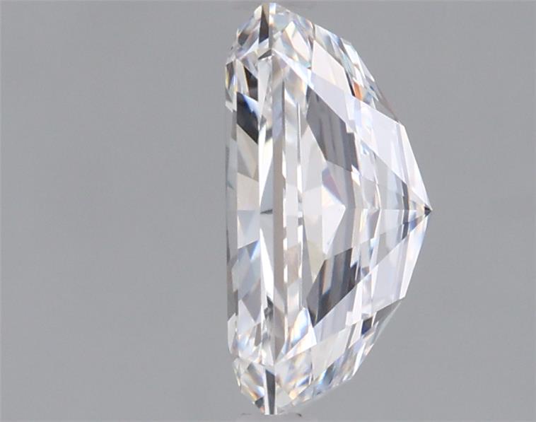 2.03 Carat Radiant Lab Diamond :: Greenstar spin frame 02