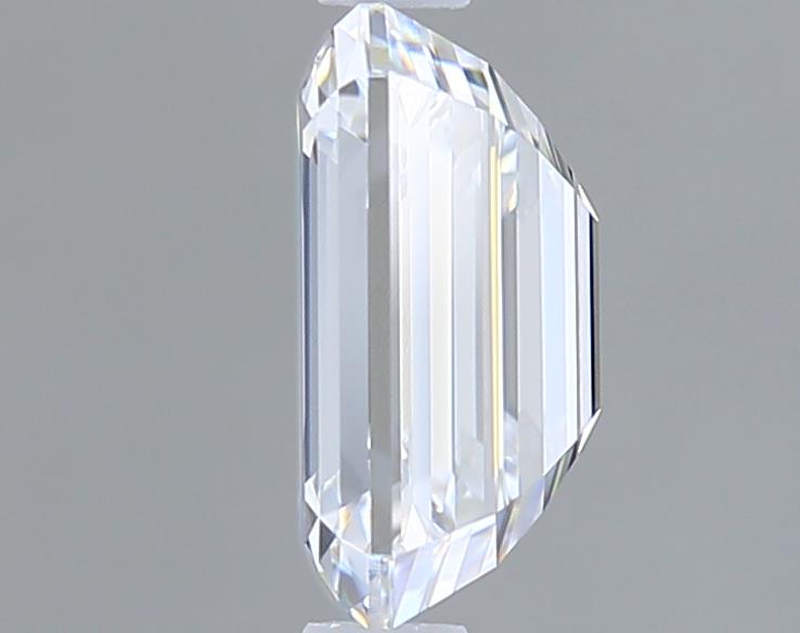 1.57 Carat Emerald Lab Diamond :: Greenstar spin frame 02