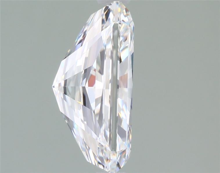 2.27 Carat Radiant Lab Diamond :: Greenstar spin frame 02