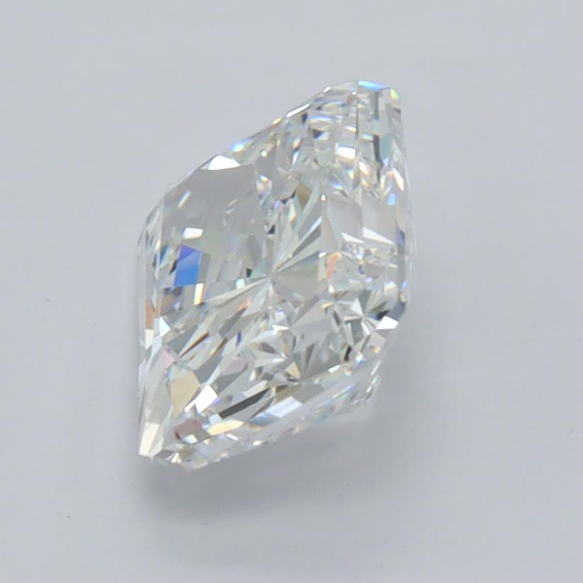 2.02 Carat Radiant Lab Diamond :: Greenstar spin frame 02