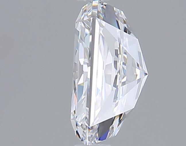 2.02 Carat Radiant Lab Diamond :: Greenstar spin frame 02