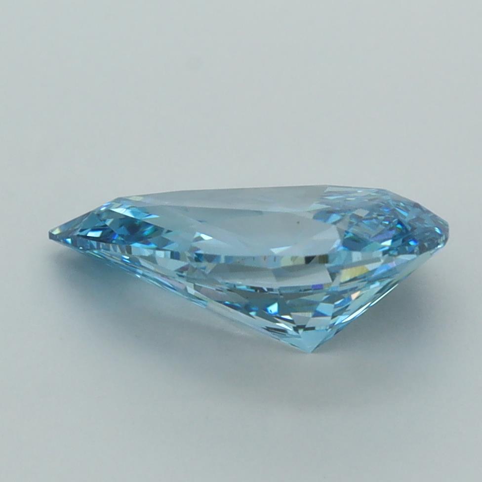 2.05 Carat Pear Lab Diamond :: Greenstar spin frame 02