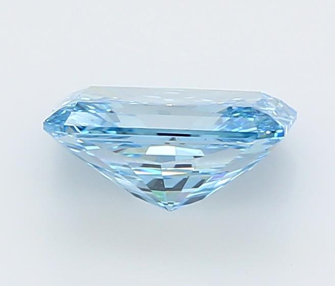 2.01 Carat Radiant Lab Diamond :: Greenstar spin frame 02