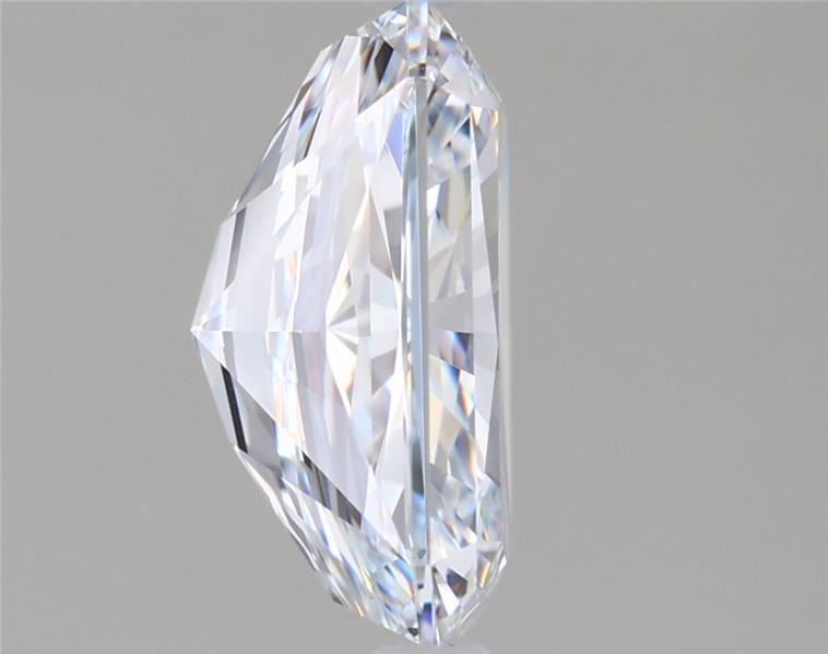 2.50 Carat Radiant Lab Diamond :: Greenstar spin frame 02