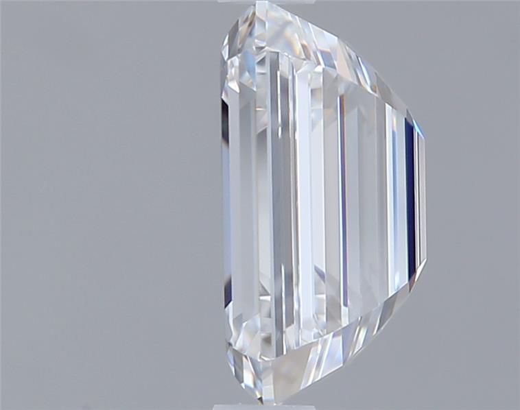 1.47 Carat Emerald Lab Diamond :: Greenstar spin frame 02