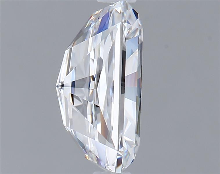 1.56 Carat Radiant Lab Diamond :: Greenstar spin frame 02