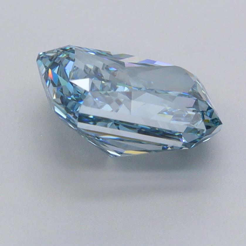 2.03 Carat Radiant Lab Diamond :: Greenstar spin frame 02