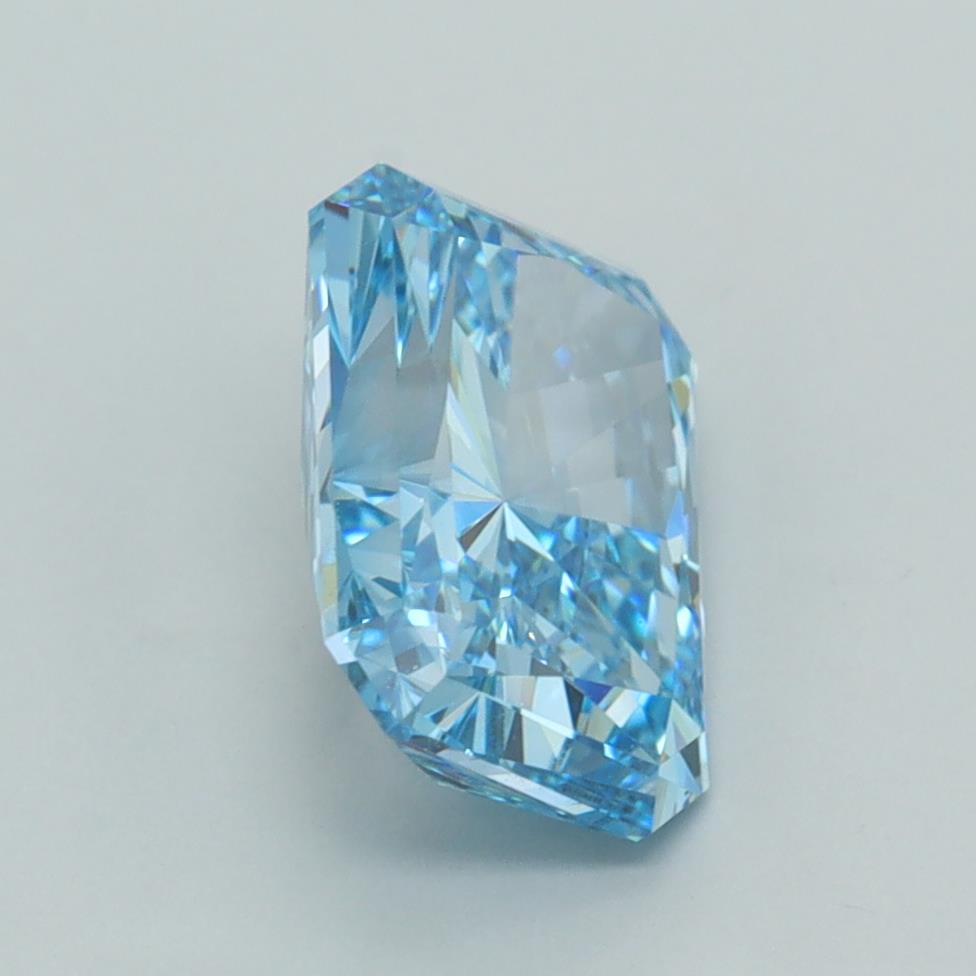 2.50 Carat Radiant Lab Diamond :: Greenstar spin frame 02