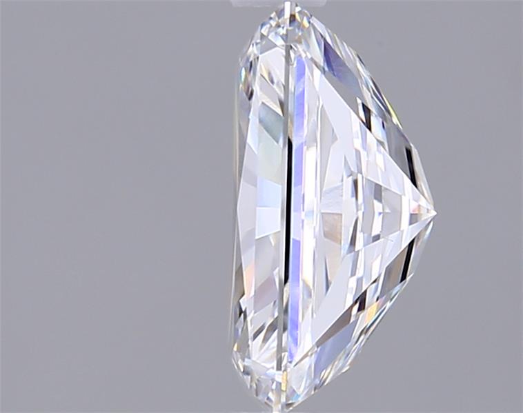 2.06 Carat Radiant Lab Diamond :: Greenstar spin frame 02