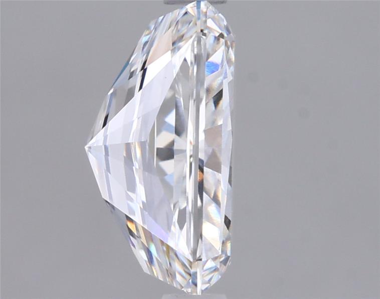 2.45 Carat Radiant Lab Diamond :: Greenstar spin frame 02