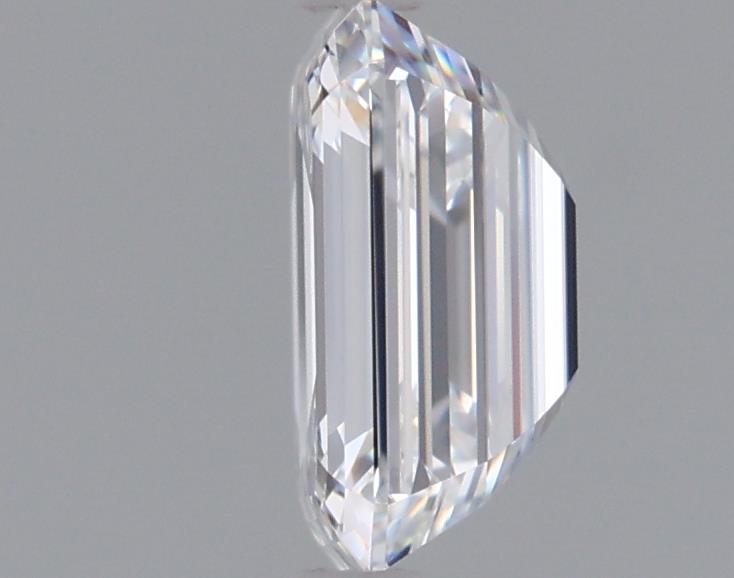 1.05 Carat Emerald Lab Diamond :: Greenstar spin frame 02