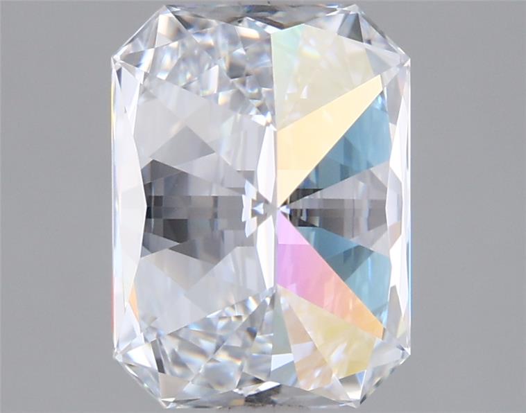 2.05 Carat Radiant Lab Diamond :: Greenstar spin frame 02