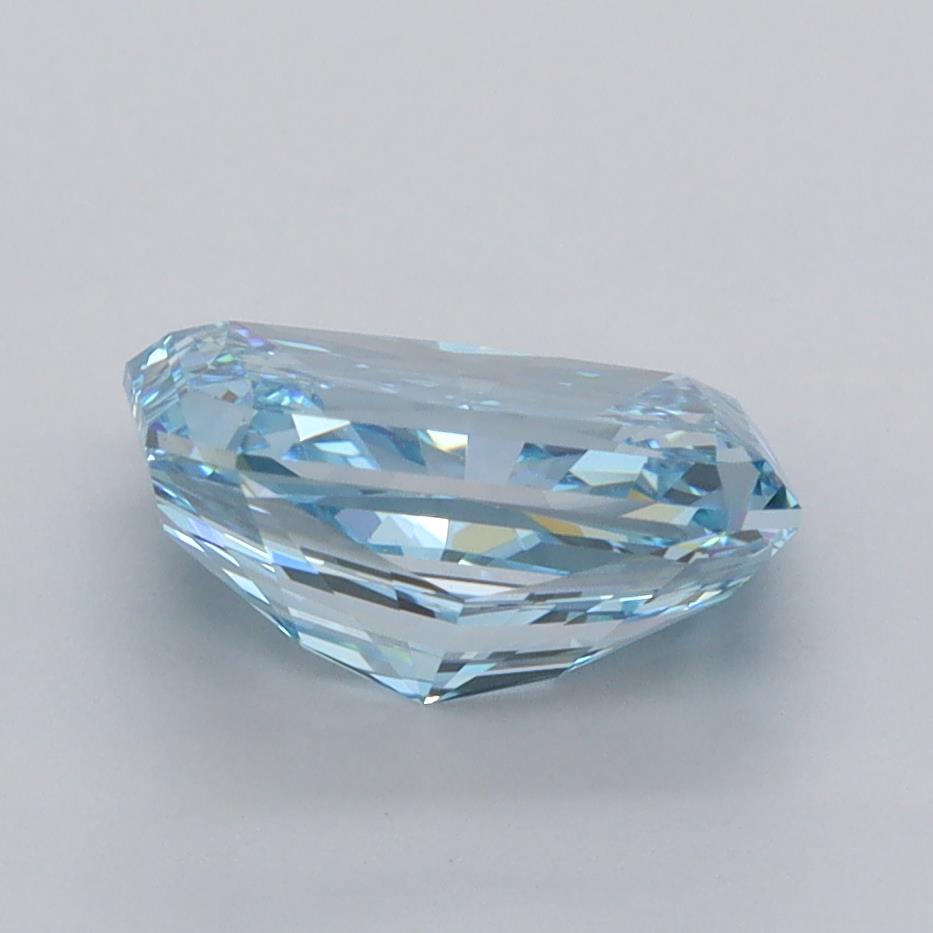 2.51 Carat Radiant Lab Diamond :: Greenstar spin frame 02