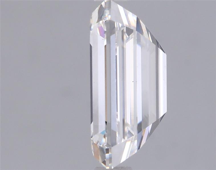 2.00 Carat Emerald Lab Diamond :: Greenstar spin frame 02