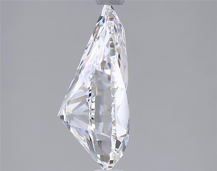 2.60 Carat Pear Lab Diamond :: Greenstar spin frame 02