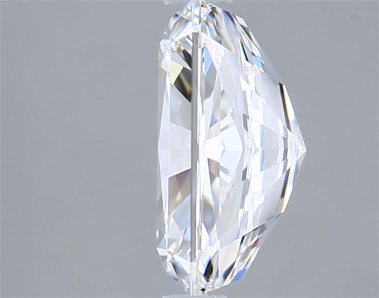 2.03 Carat Radiant Lab Diamond :: Greenstar spin frame 02