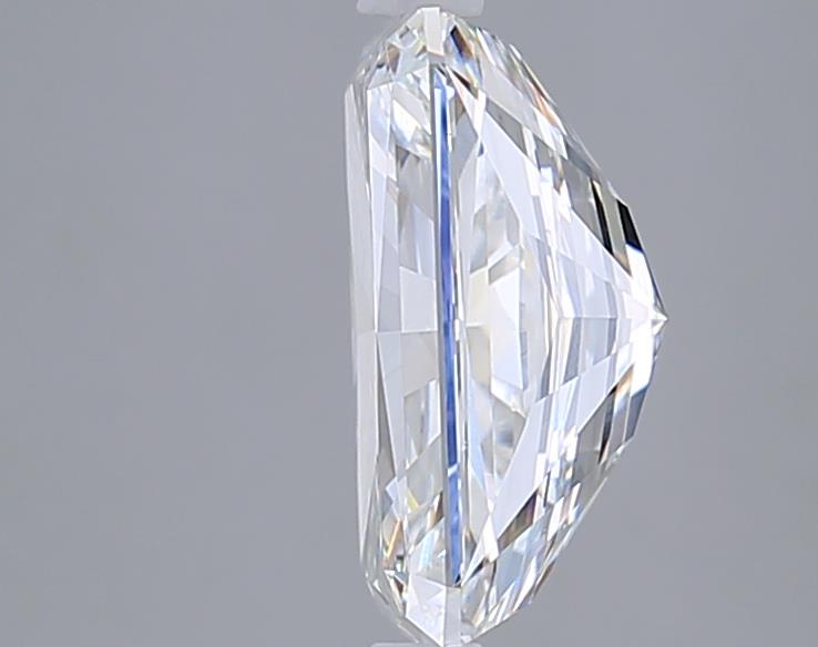 5.02 Carat Radiant Lab Diamond :: Greenstar spin frame 02