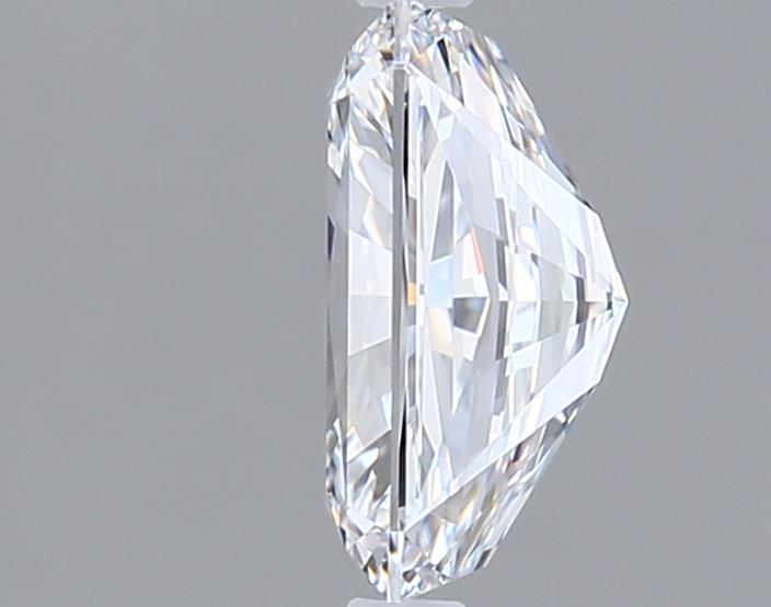 2.51 Carat Radiant Lab Diamond :: Greenstar spin frame 02