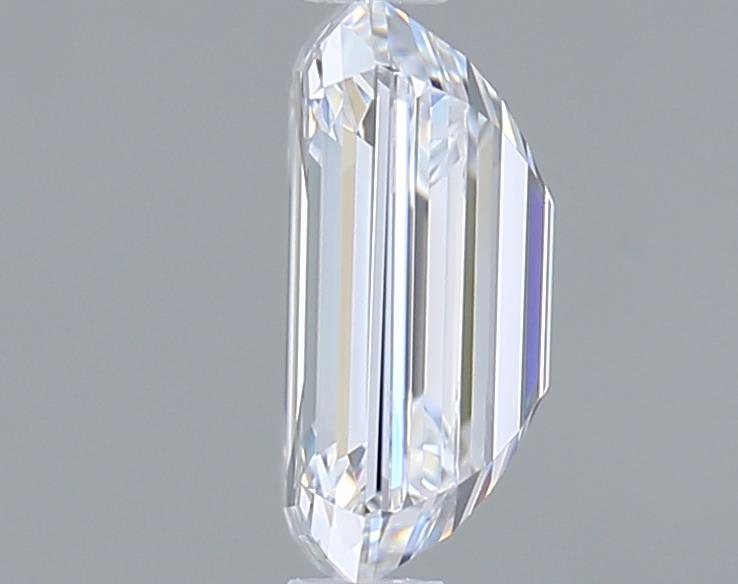 1.47 Carat Emerald Lab Diamond :: Greenstar spin frame 02