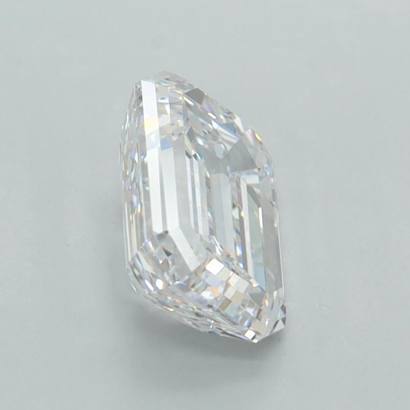 1.65 Carat Emerald Lab Diamond :: Greenstar spin frame 02