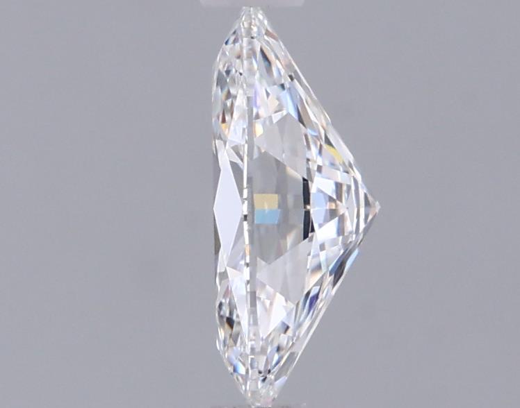0.73 Carat Oval Lab Diamond :: Greenstar spin frame 02