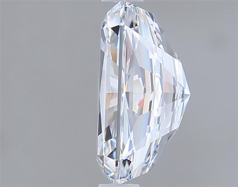 2.50 Carat Radiant Lab Diamond :: Greenstar spin frame 02