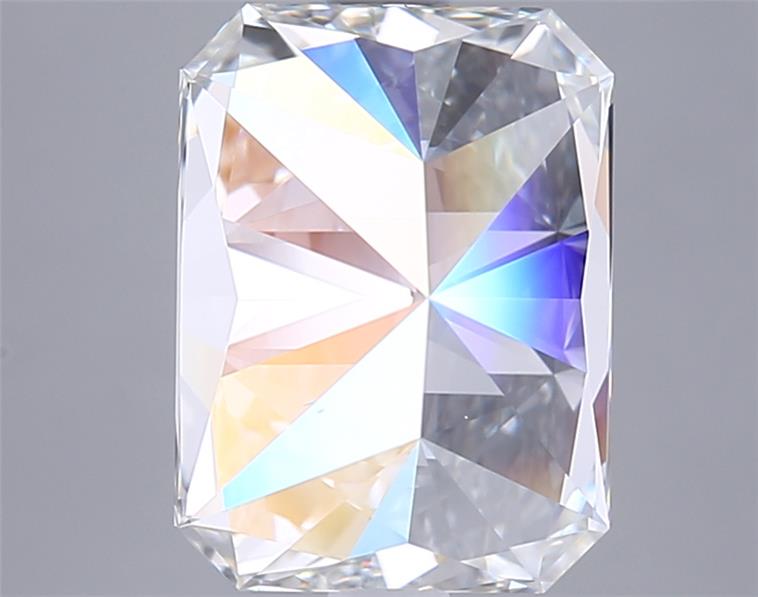 3.04 Carat Radiant Lab Diamond :: Greenstar spin frame 02