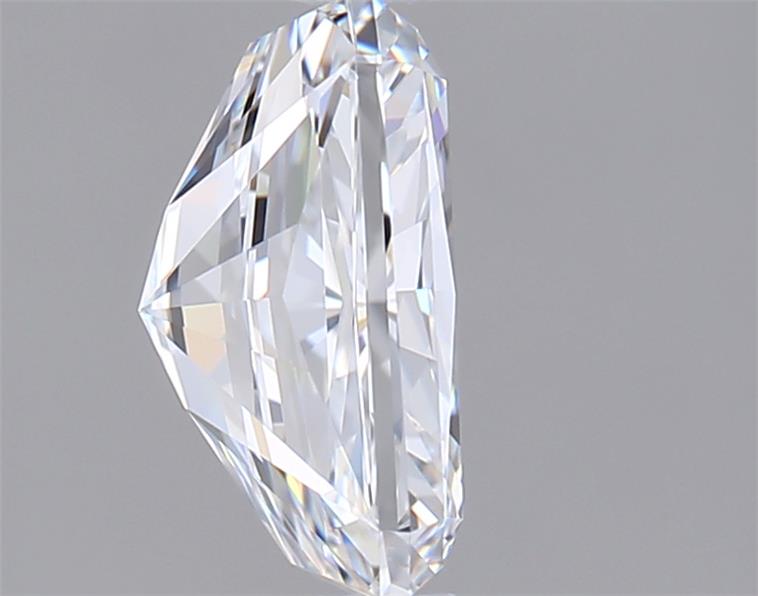 2.08 Carat Radiant Lab Diamond :: Greenstar spin frame 02