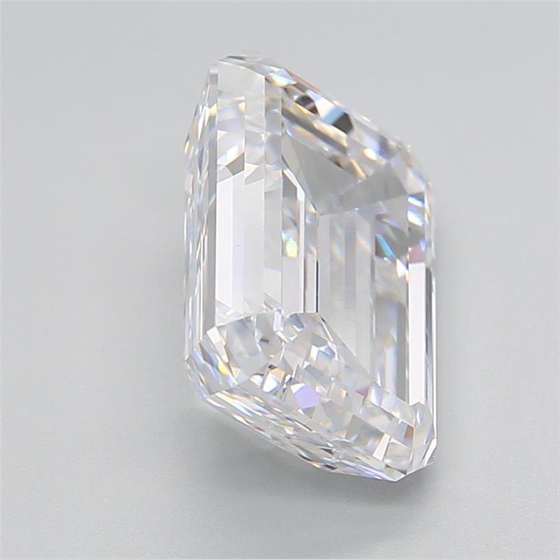 6.27 Carat Emerald Lab Diamond :: Greenstar spin frame 02