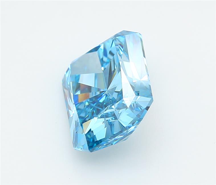 5.02 Carat Radiant Lab Diamond :: Greenstar spin frame 02