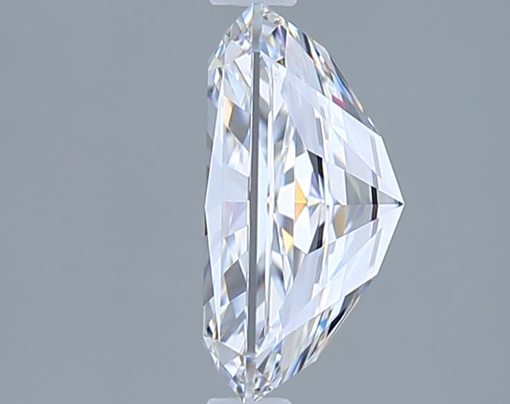2.02 Carat Radiant Lab Diamond :: Greenstar spin frame 02