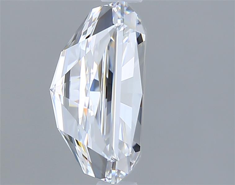 2.02 Carat Radiant Lab Diamond :: Greenstar spin frame 02