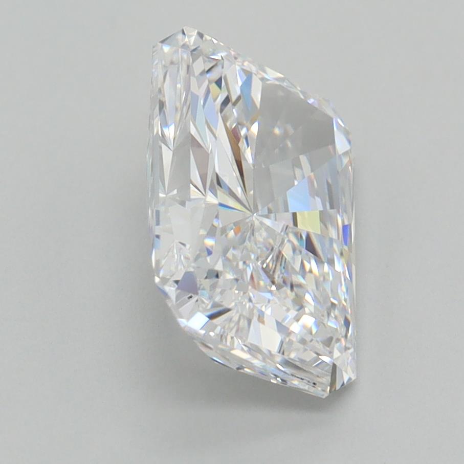 2.49 Carat Radiant Lab Diamond :: Greenstar spin frame 02