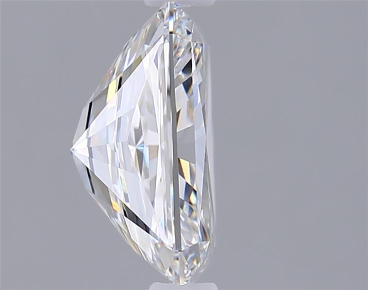 2.07 Carat Radiant Lab Diamond :: Greenstar spin frame 02