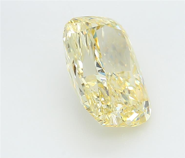 5.22 Carat Cushion Lab Diamond :: Greenstar spin frame 02
