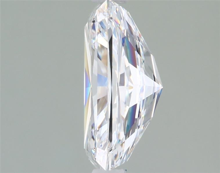 2.02 Carat Radiant Lab Diamond :: Greenstar spin frame 02