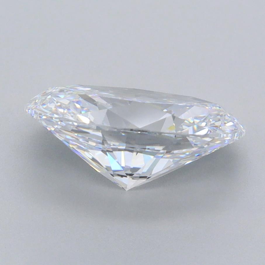 2.05 Carat Oval Lab Diamond :: Greenstar spin frame 02