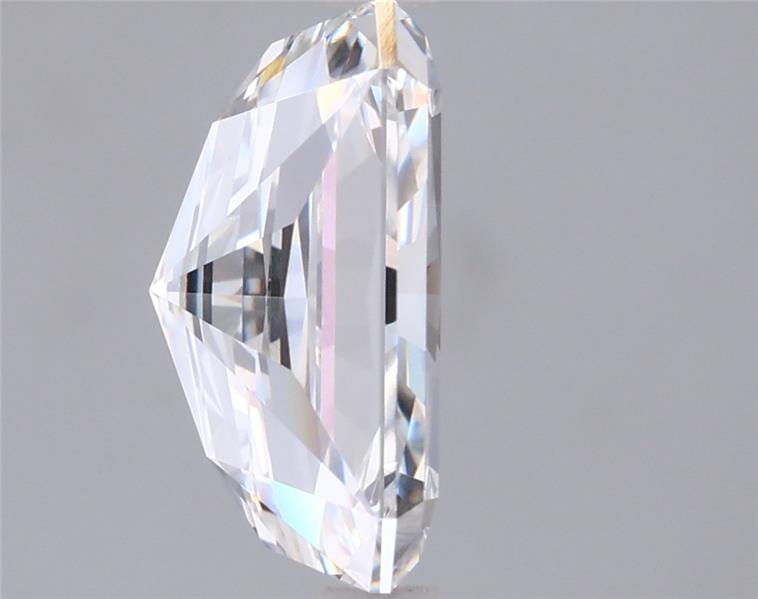 2.51 Carat Radiant Lab Diamond :: Greenstar spin frame 02