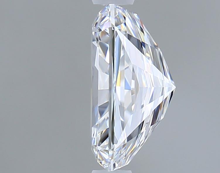 2.01 Carat Radiant Lab Diamond :: Greenstar spin frame 02