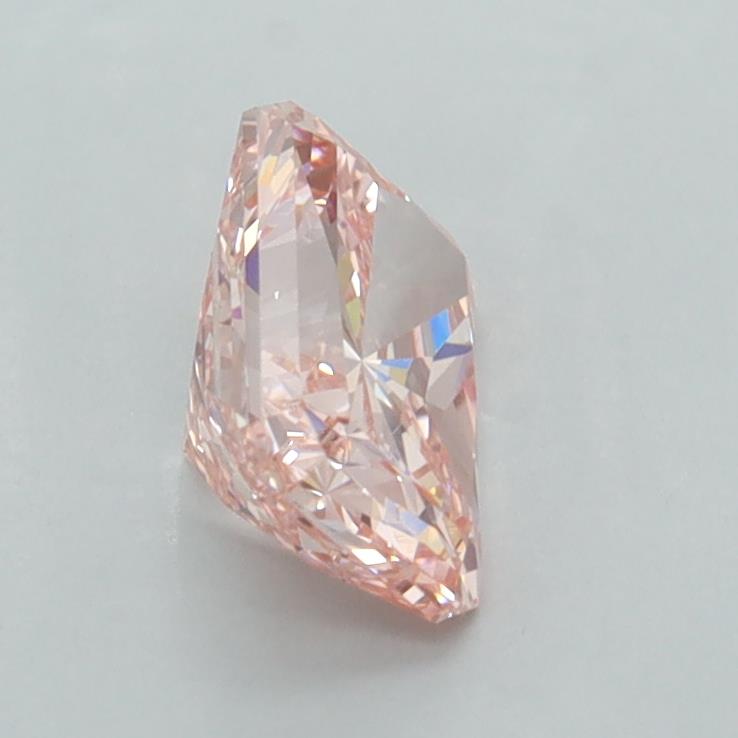 1.10 Carat Radiant Lab Diamond :: Greenstar spin frame 02