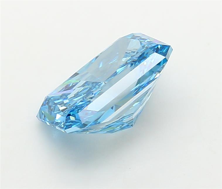 2.03 Carat Radiant Lab Diamond :: Greenstar spin frame 03