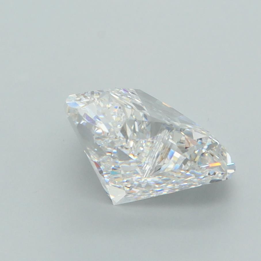 2.07 Carat Heart Lab Diamond :: Greenstar spin frame 03