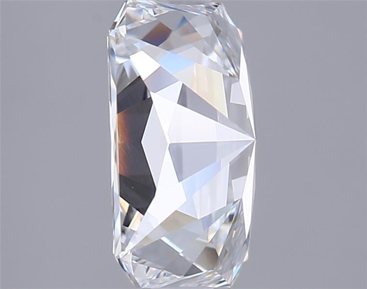 2.05 Carat Radiant Lab Diamond :: Greenstar spin frame 03