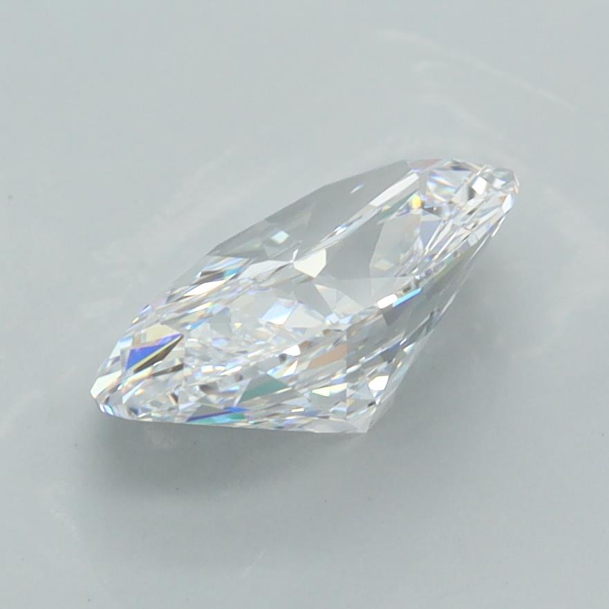 2.05 Carat Oval Lab Diamond :: Greenstar spin frame 03