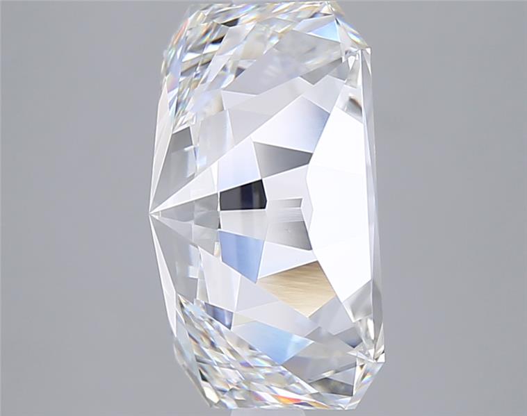 5.02 Carat Radiant Lab Diamond :: Greenstar spin frame 03