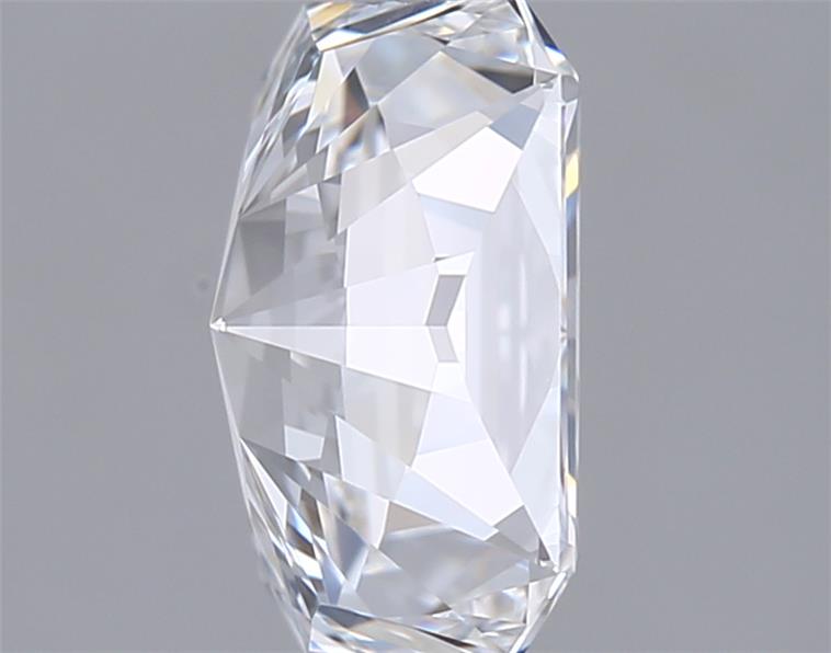 1.73 Carat Radiant Lab Diamond :: Greenstar spin frame 03