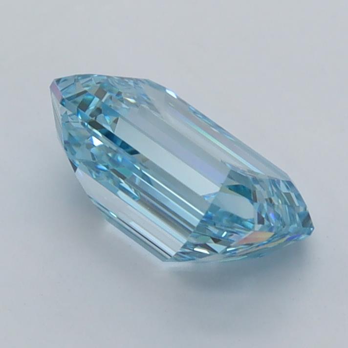1.51 Carat Emerald Lab Diamond :: Greenstar spin frame 03