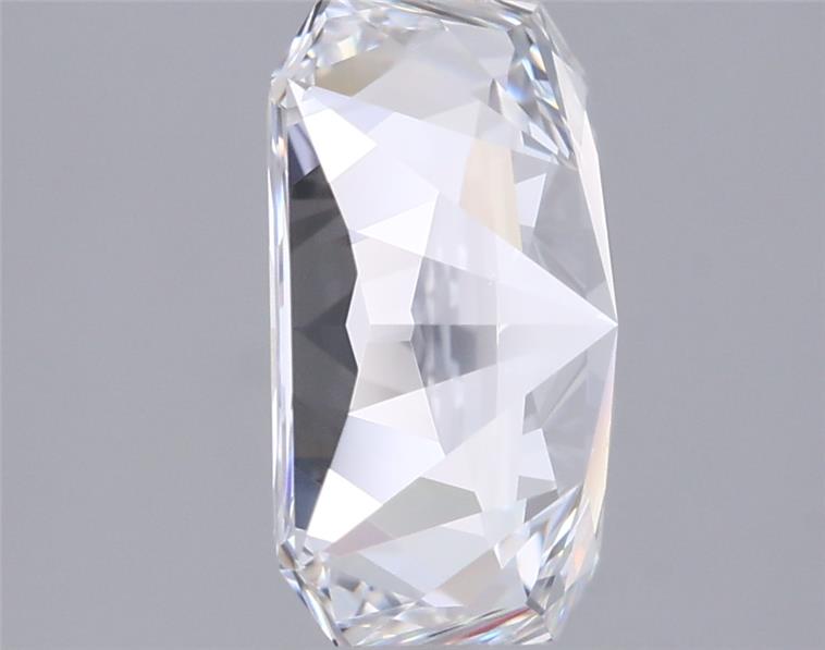2.51 Carat Radiant Lab Diamond :: Greenstar spin frame 03
