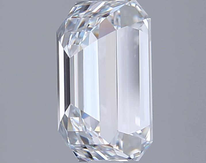 2.65 Carat Emerald Lab Diamond :: Greenstar spin frame 03